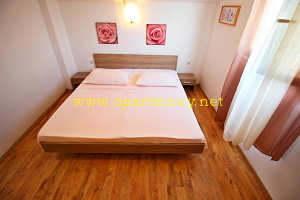 Ubytov�n� Chorvatsko apartm�ny IGOR s v��ivou vanou Dra�nice - Makarsk� 