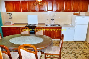 Chorvatsko apartm�ny&nbsp;IVANA a IVAN ubytov�n� v lokalit� Nemira - rivi�ra Omi� 