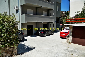 apartm�ny IVANA a IVAN v lokalit� Nemira - rivi�ra Omi� Chorvatsko